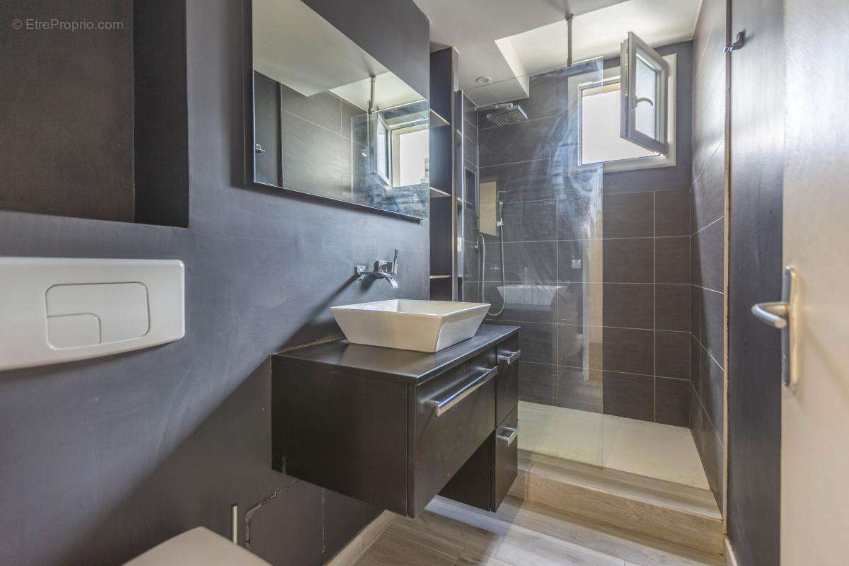 Appartement à IVRY-SUR-SEINE