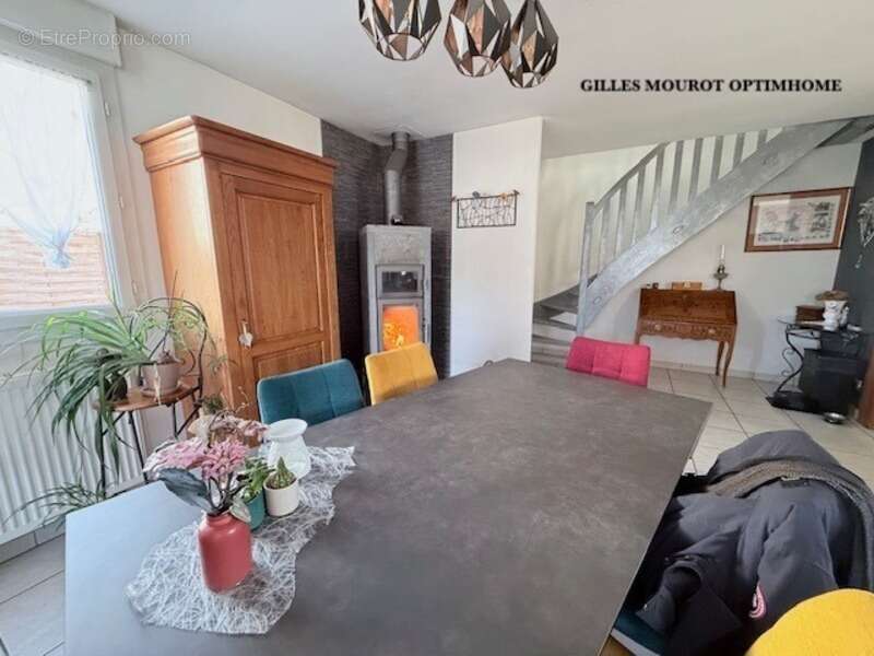 Maison à THAON-LES-VOSGES