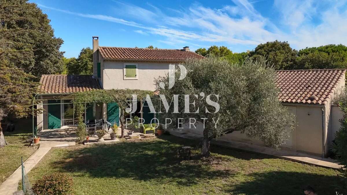 Maison à SAINT-REMY-DE-PROVENCE