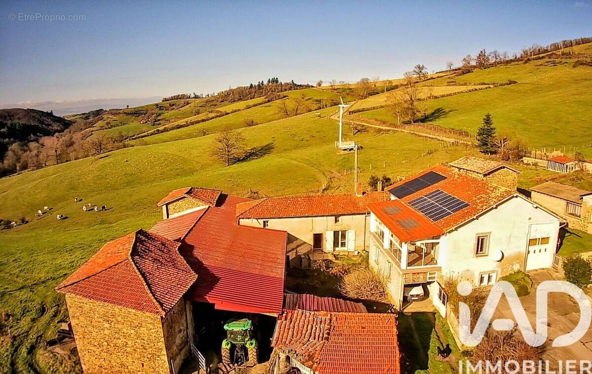 Photo 1 - Maison à SAINTE-COLOMBE-SUR-GAND
