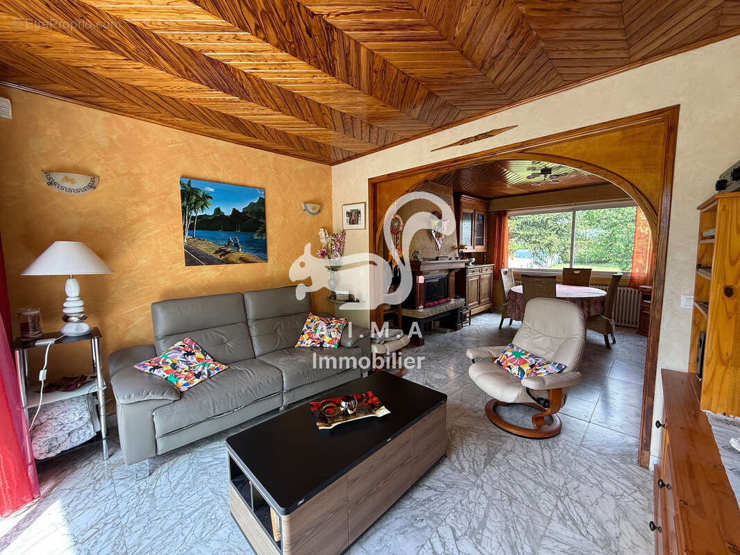 Maison à MIOS