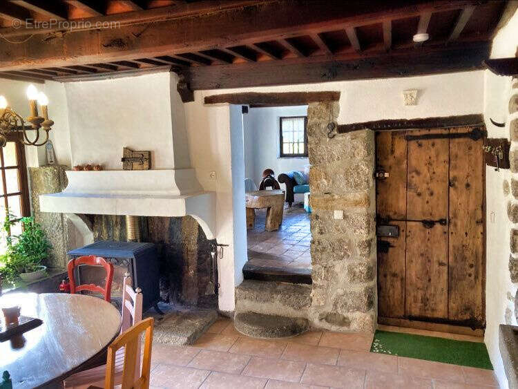 Maison à SAINT-MAY