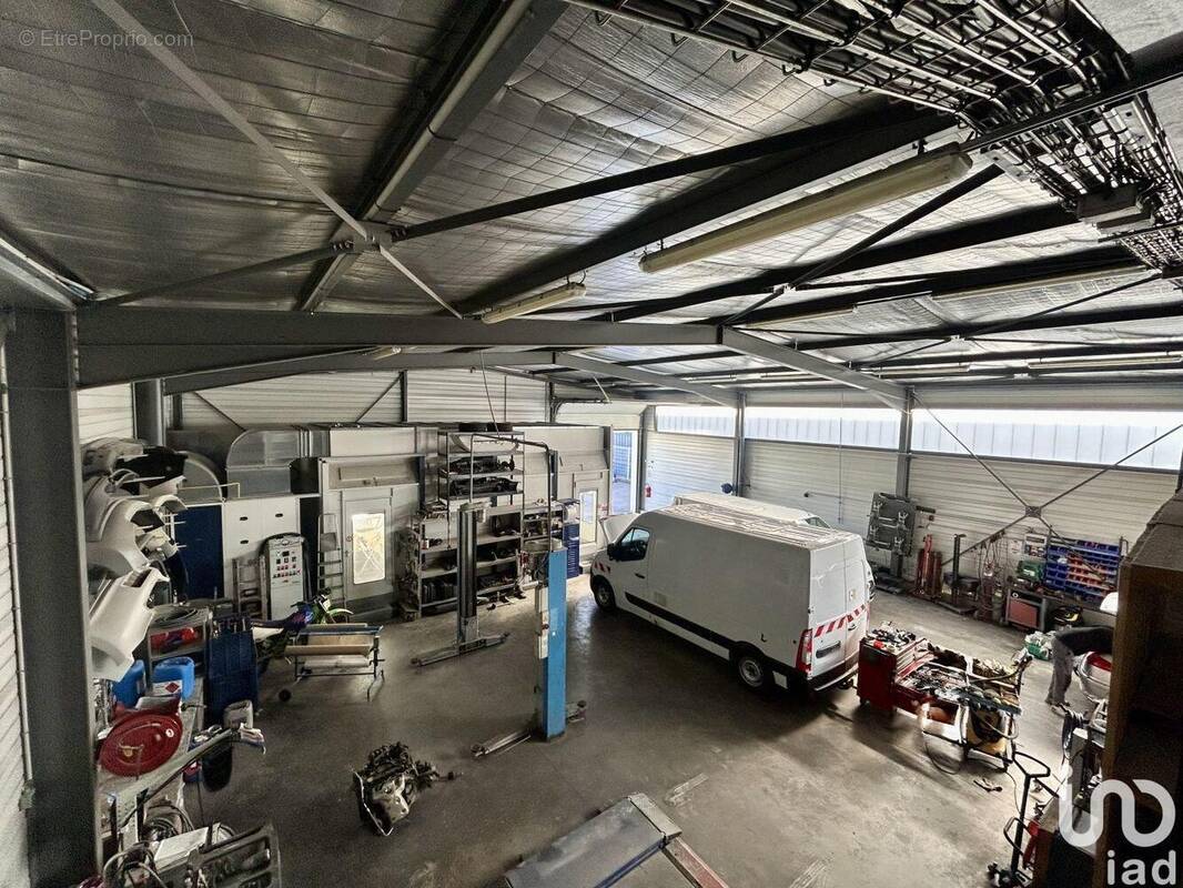 Photo 1 - Commerce à SALEILLES