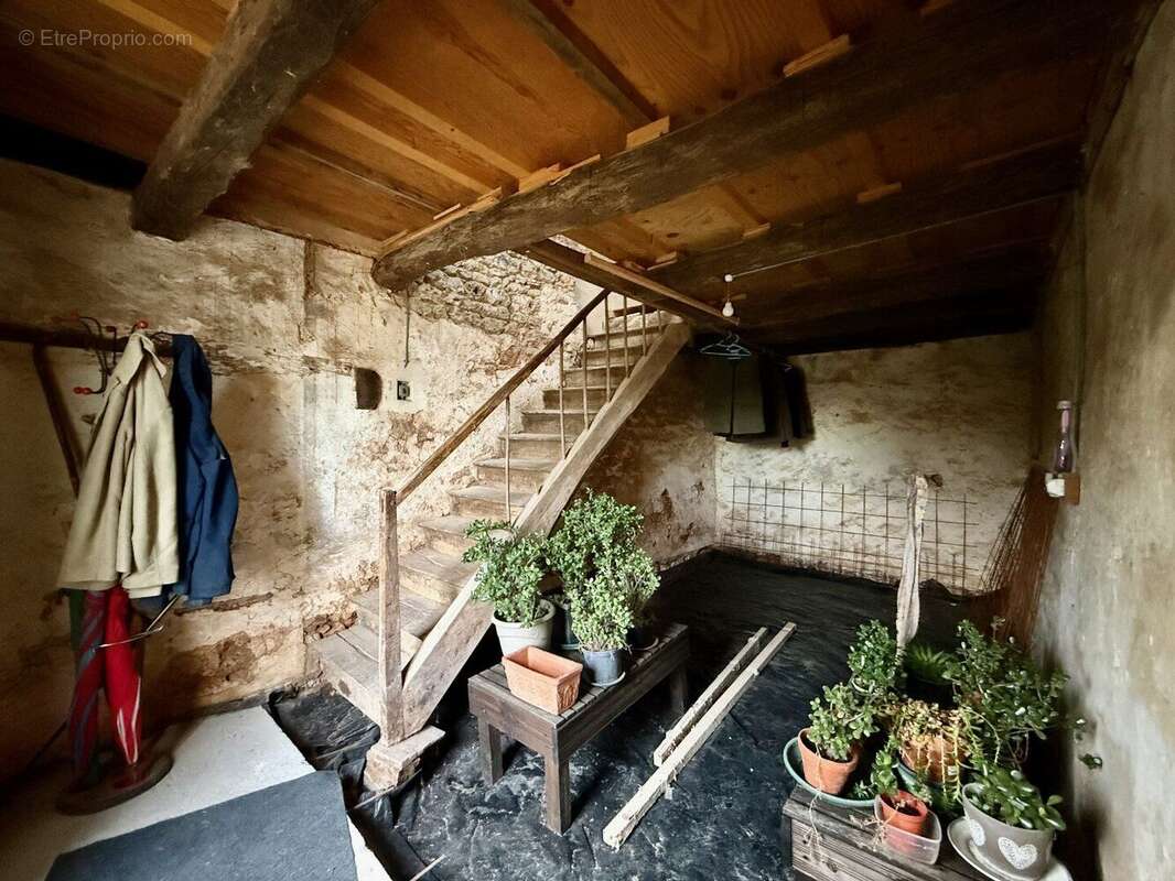 Maison à CAUNAY