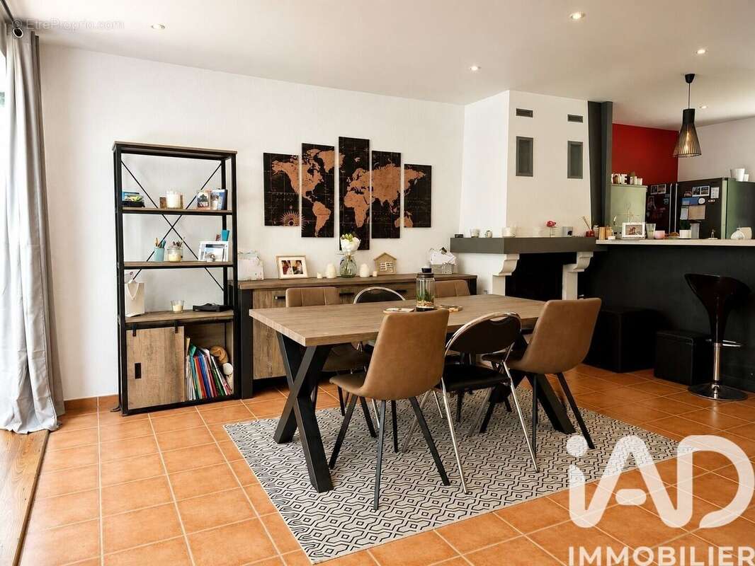 Photo 2 - Maison à SAINT-GERMAIN-DES-PRES
