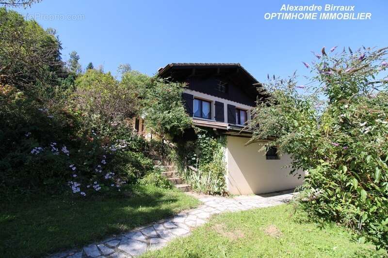 Maison à CHATILLON-SUR-CLUSES