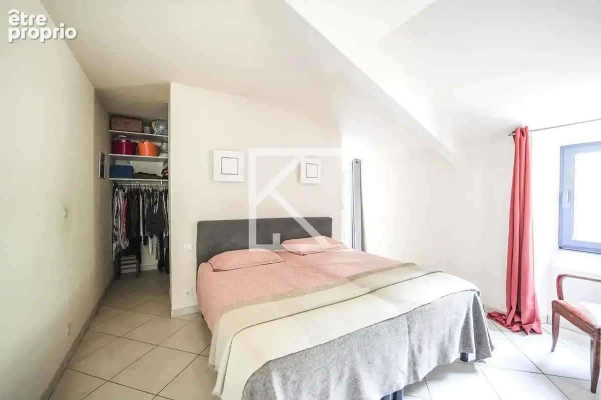 Maison 10 pièces 241 m² à vendre à Beaucouze (49070) - photo 9