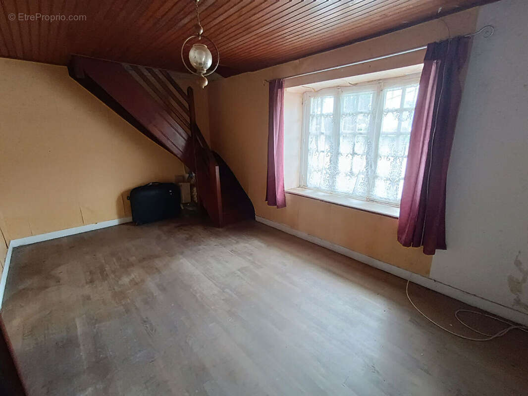 Maison à ROSTRENEN