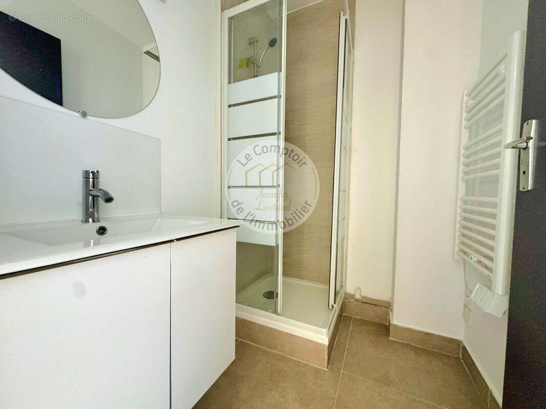 Appartement à MARSEILLE-9E