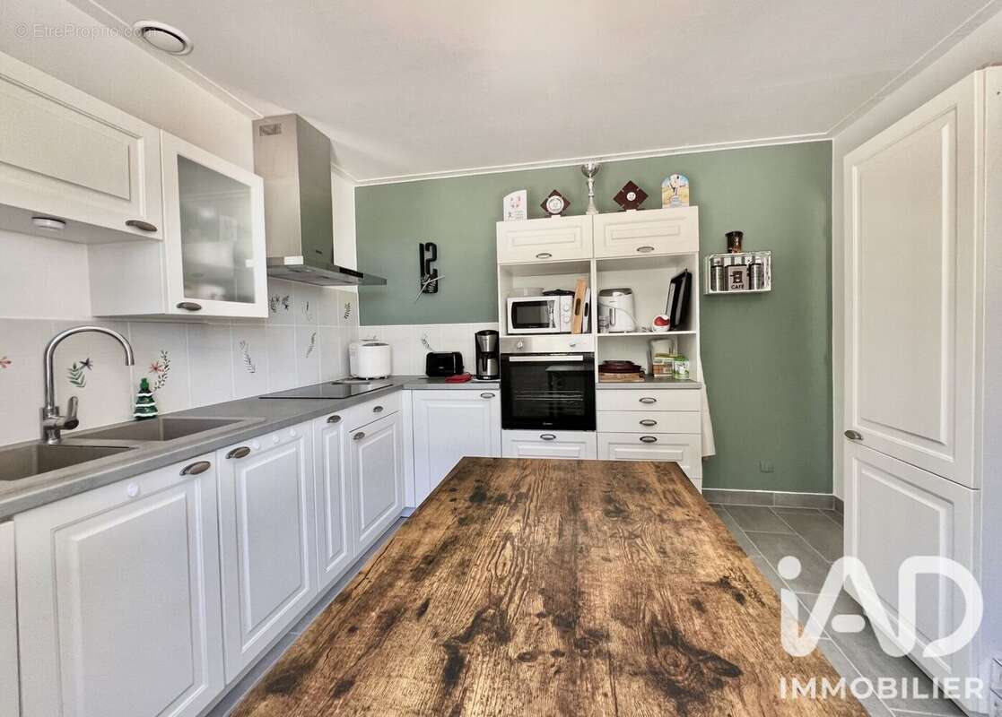Maison 89 m² à Moragne  - photo 2