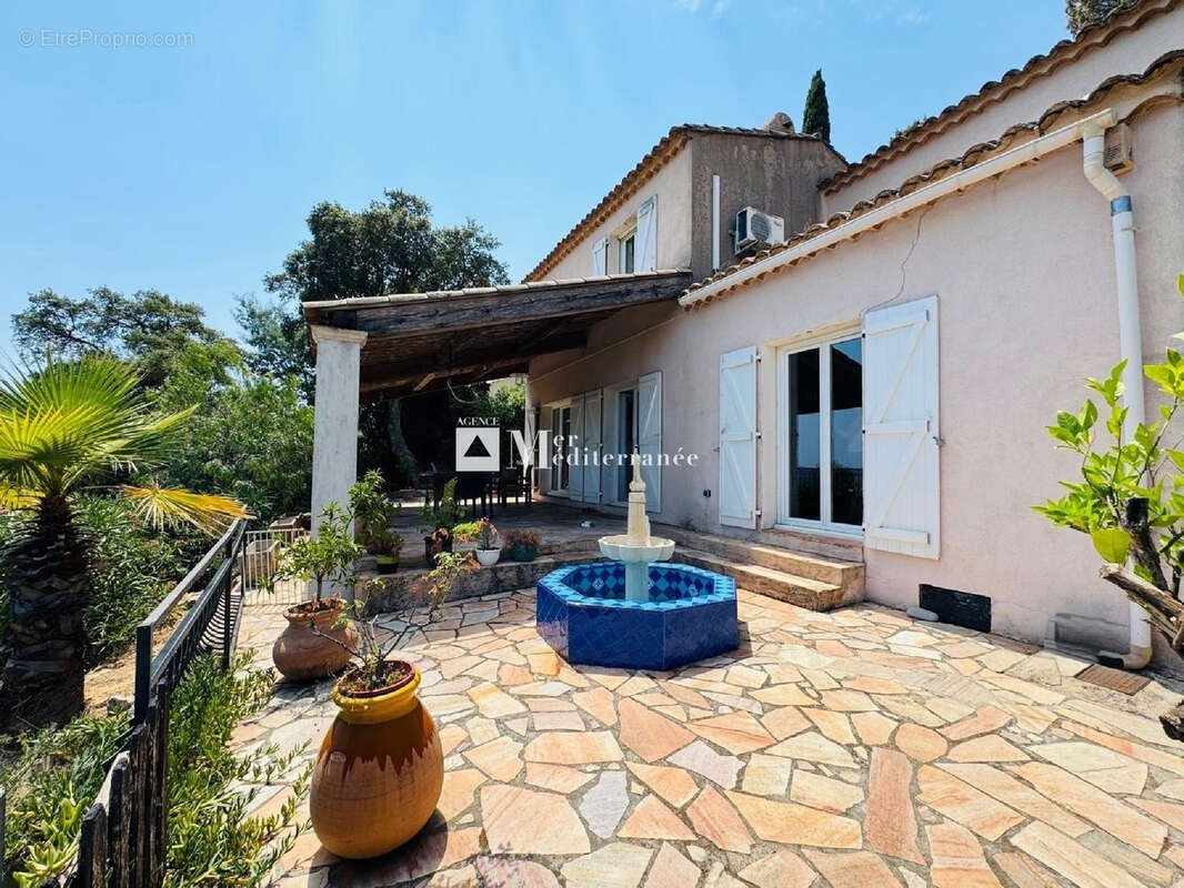 Maison à GRIMAUD