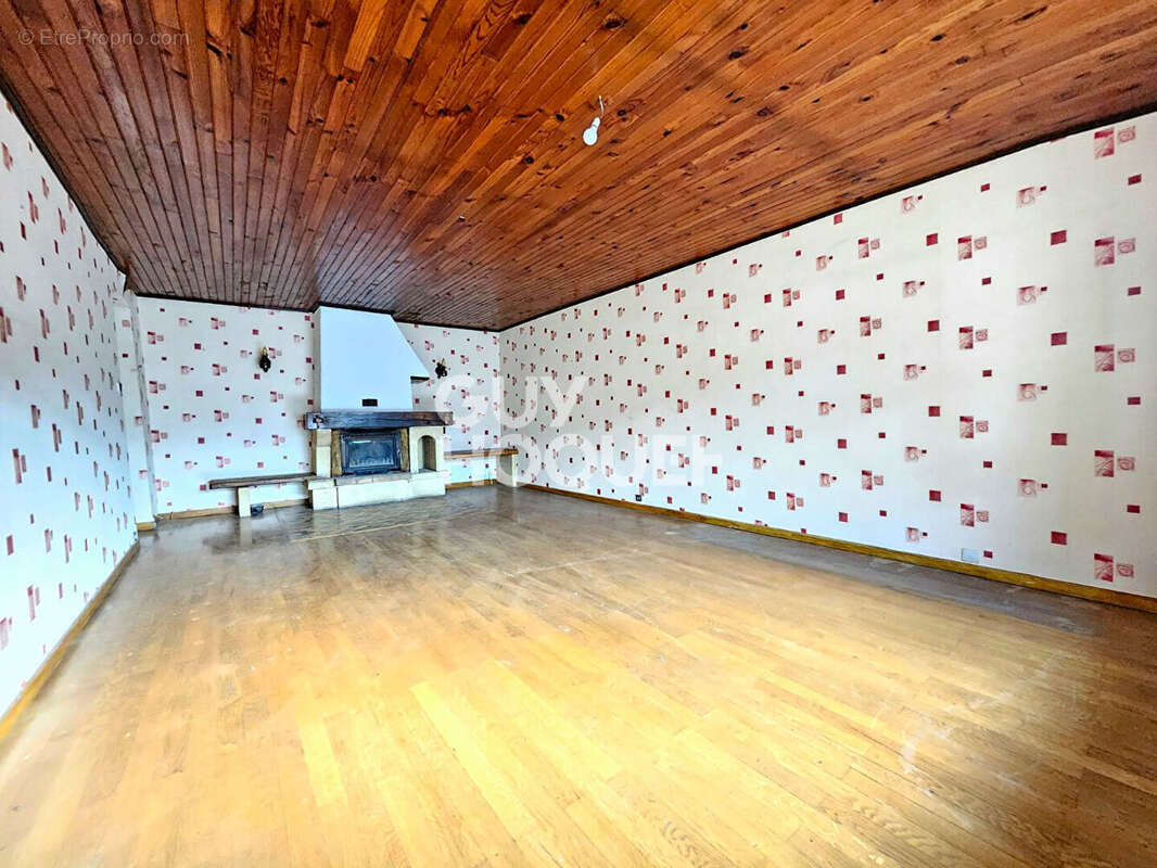 Maison à RILLIEUX-LA-PAPE