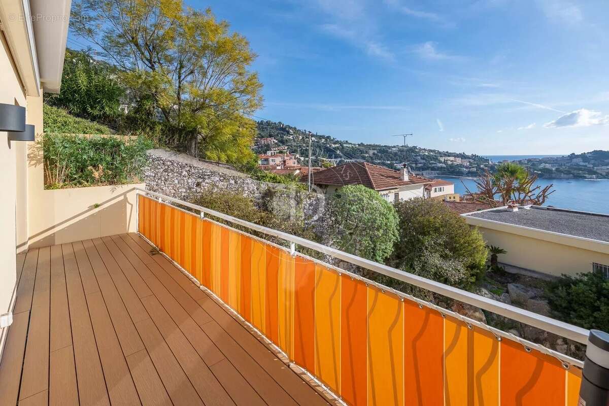 Appartement à VILLEFRANCHE-SUR-MER