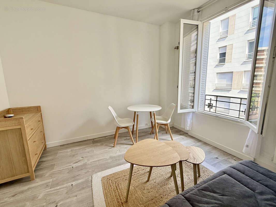 Appartement à ISSY-LES-MOULINEAUX