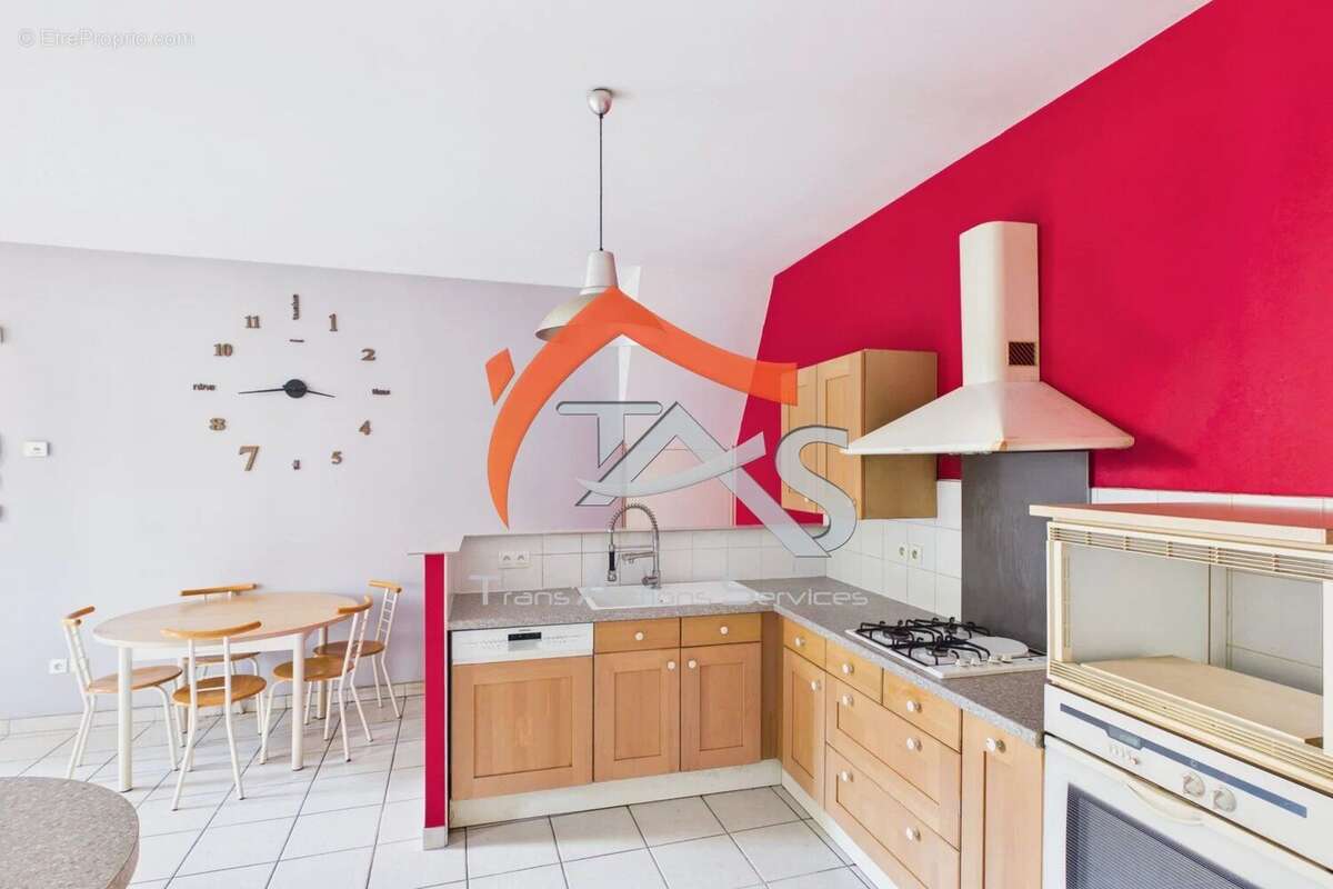 Appartement à SAINT-ETIENNE