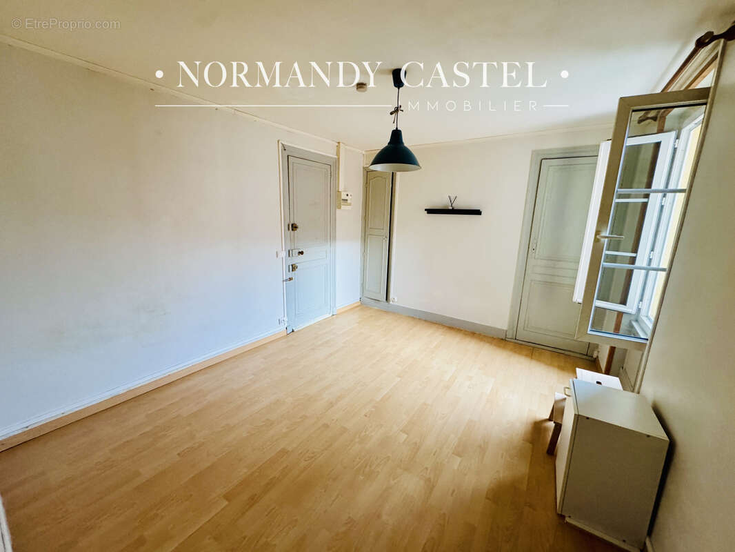 Appartement à TROUVILLE-SUR-MER