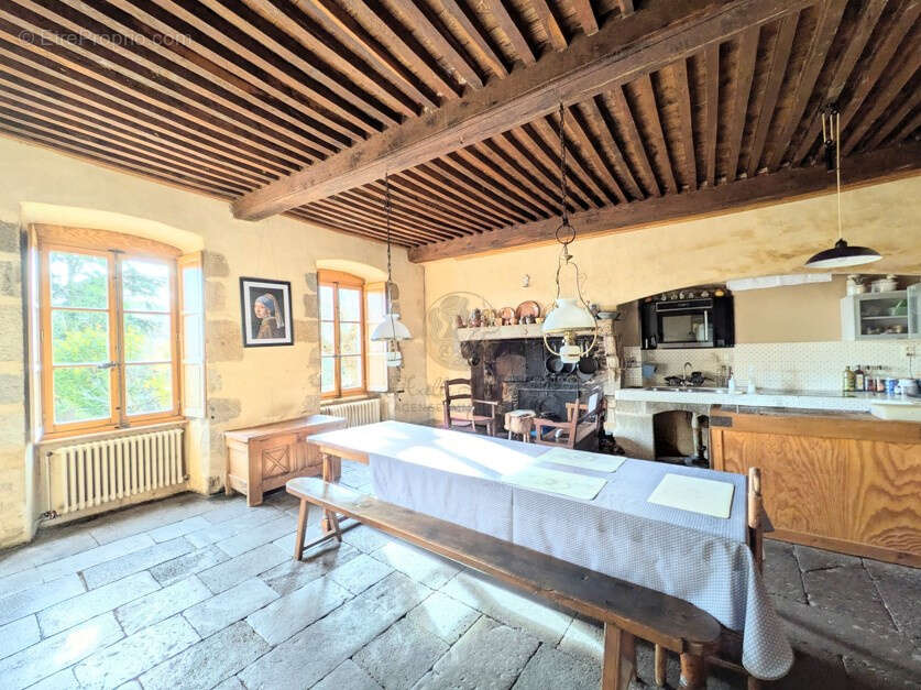 Maison à BUSSEOL