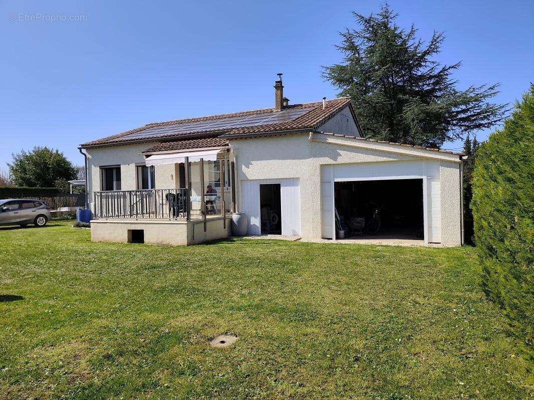 Maison à LABASTIDE-DE-VIRAC