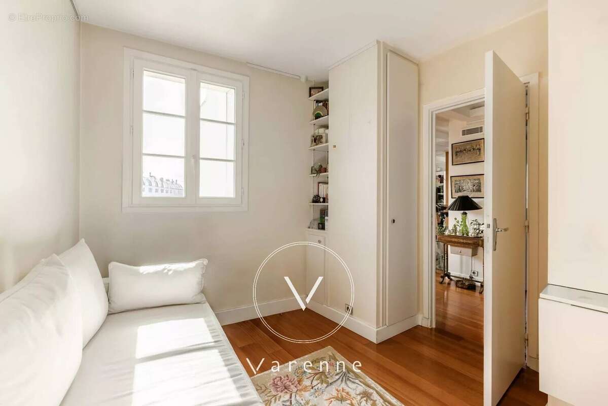 Appartement à PARIS-5E