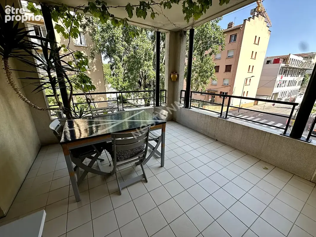Appartement à VILLEURBANNE