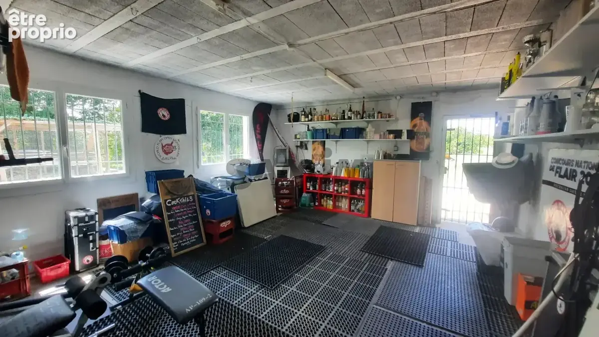 À vendre  secteur quissac grande proprieté + gite- spacieux - photo 15