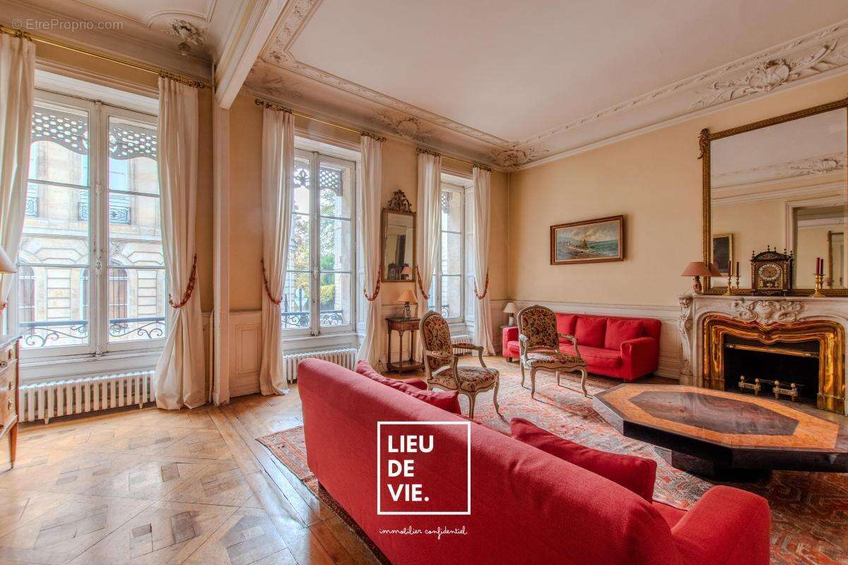 Appartement à BORDEAUX