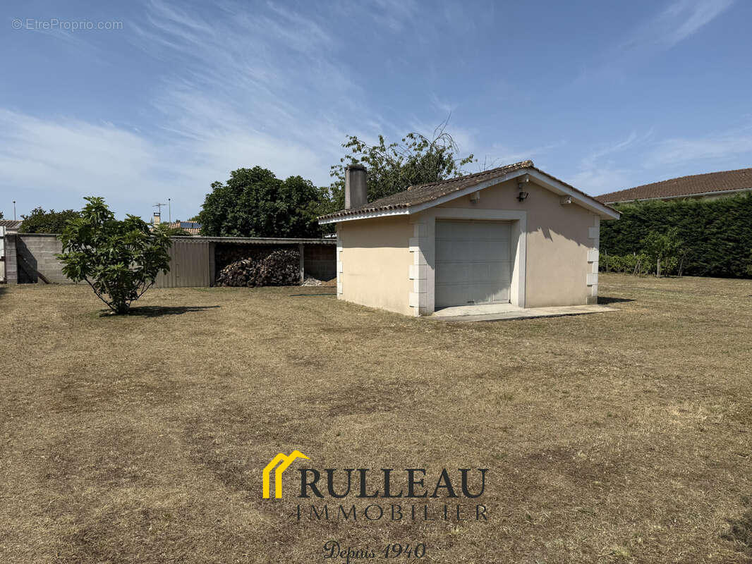 15 km de bordeaux- villa familiale de 227 m2 sur beau terrain de 3244 m2 avec terrain constructible - photo 6