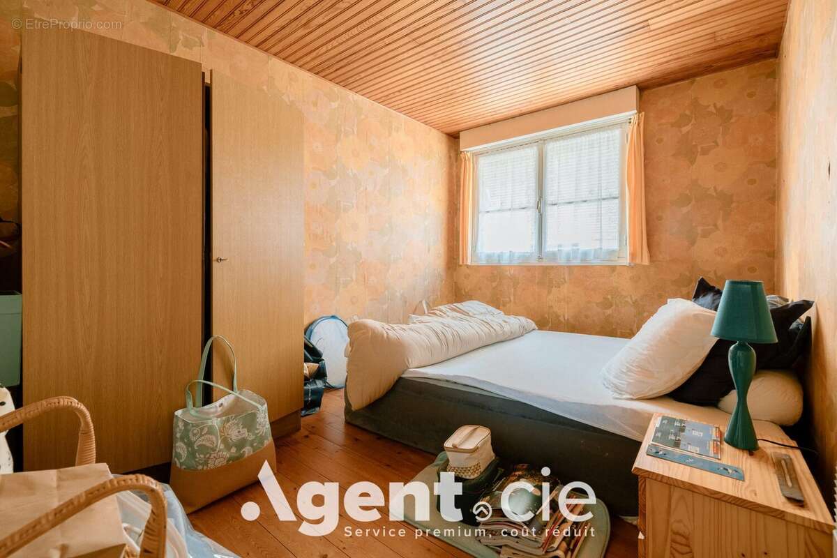 Maison à SAINT-VAAST-LA-HOUGUE