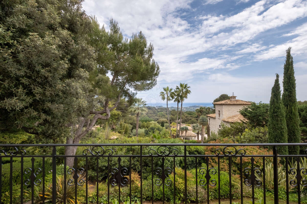 Maison à LA COLLE-SUR-LOUP