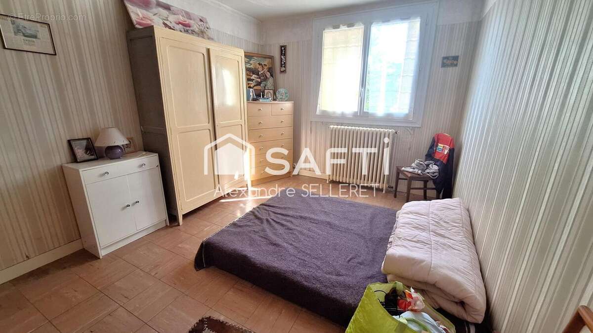 Maison 74 m² à Les Aix-D'angillon  - photo 6