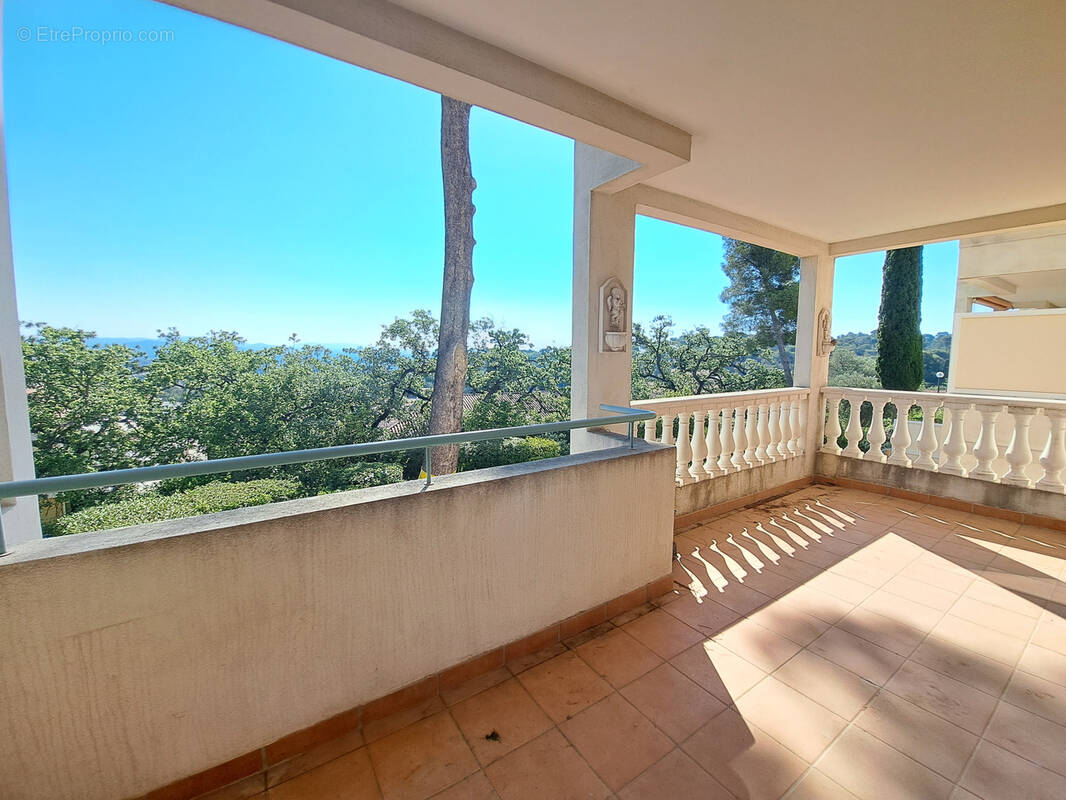Appartement à HYERES