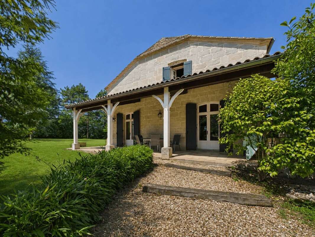 Maison à SAINT-BARTHELEMY-D'AGENAIS