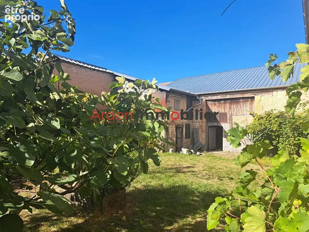 Maison à JUNIVILLE