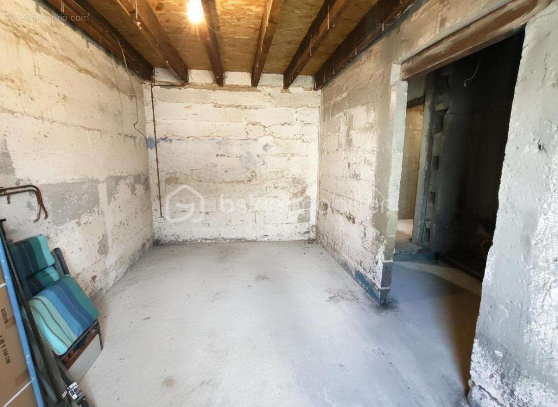 Maison familiale avec dépendance et fort potentiel - photo 9