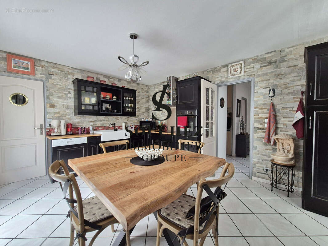 Maison 172 m² à Givenchy-En-Gohelle  - photo 5