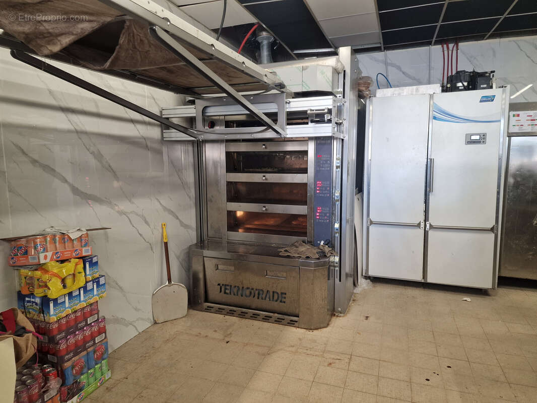 Commerce à VITROLLES