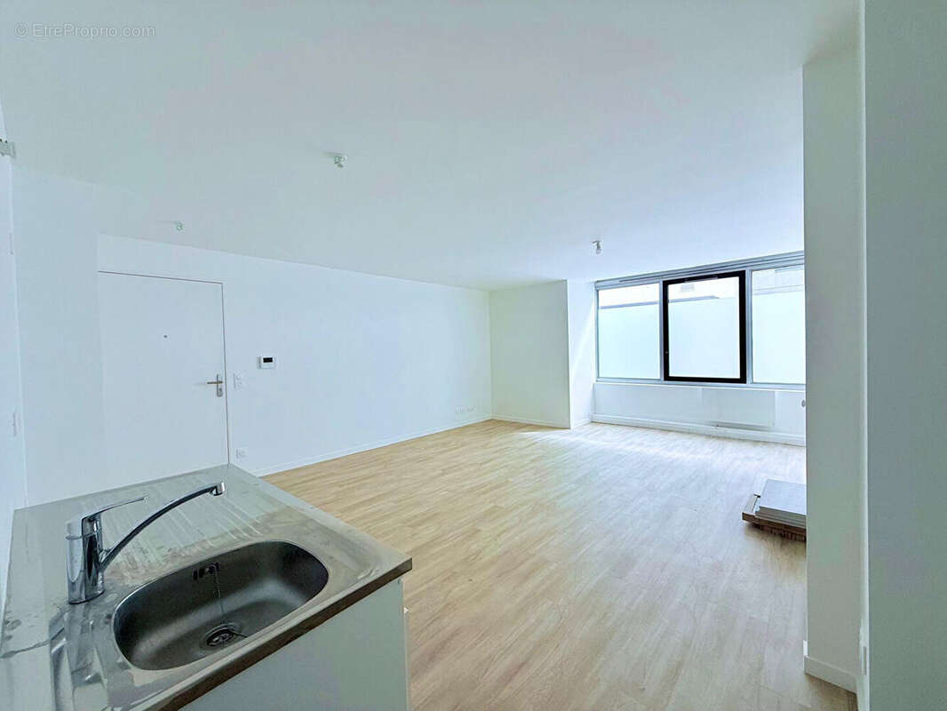 Appartement à SURESNES