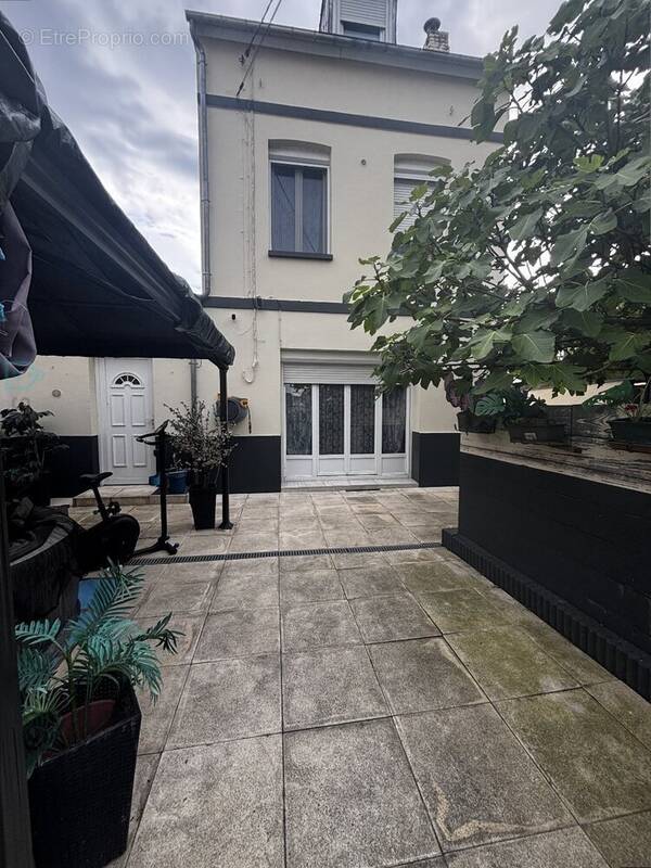 Maison à LE PETIT-QUEVILLY