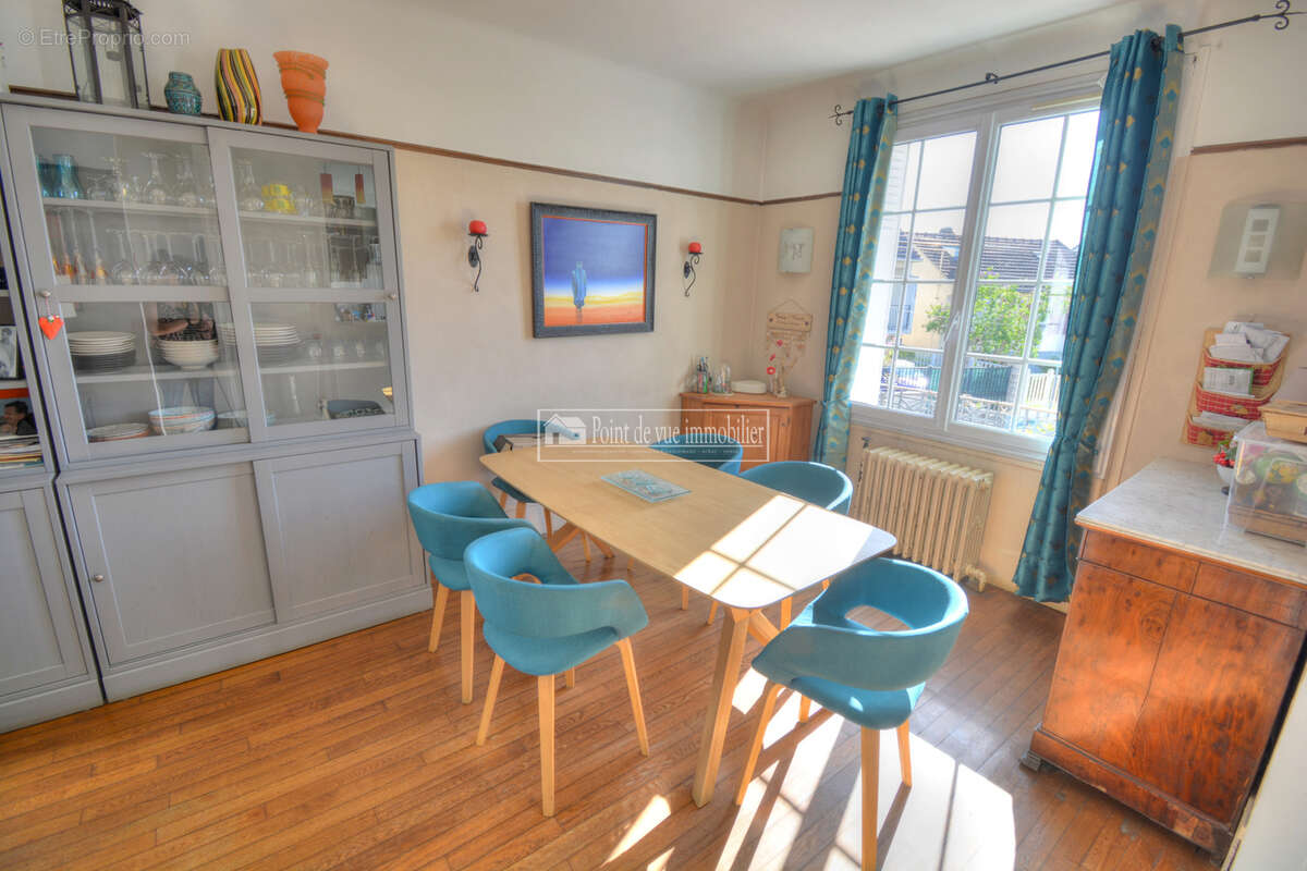 Maison à SAVIGNY-SUR-ORGE