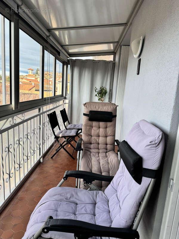 Appartement à THIZY