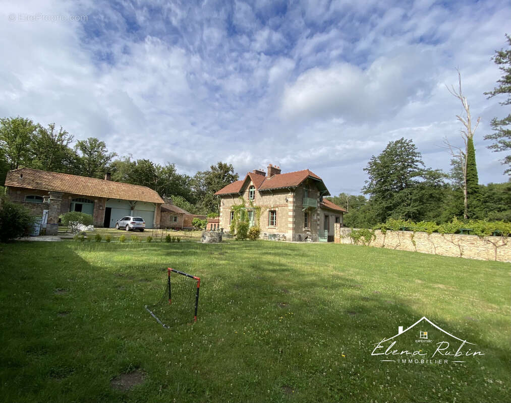 Maison à BULLION