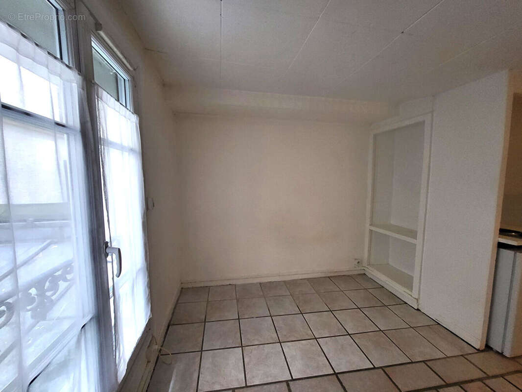 Appartement à PARIS-9E