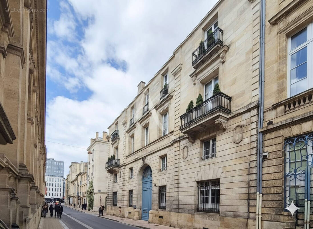 Appartement à BORDEAUX