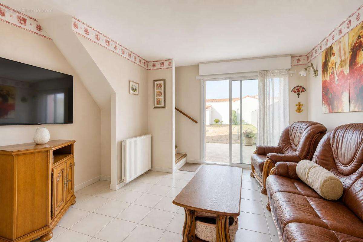 Maison de 6 pièces de 127 m² à Châtelaillon-Plage - photo 8