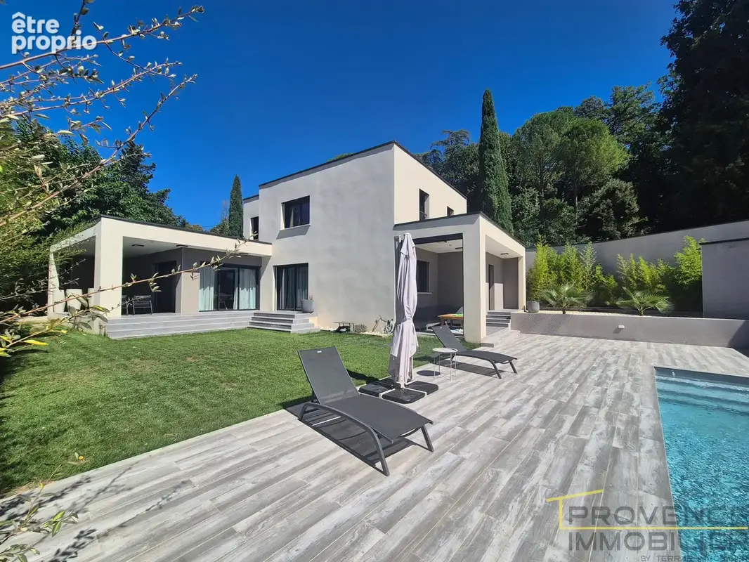 Photo Maison à Montelimar au prix de 590 000€