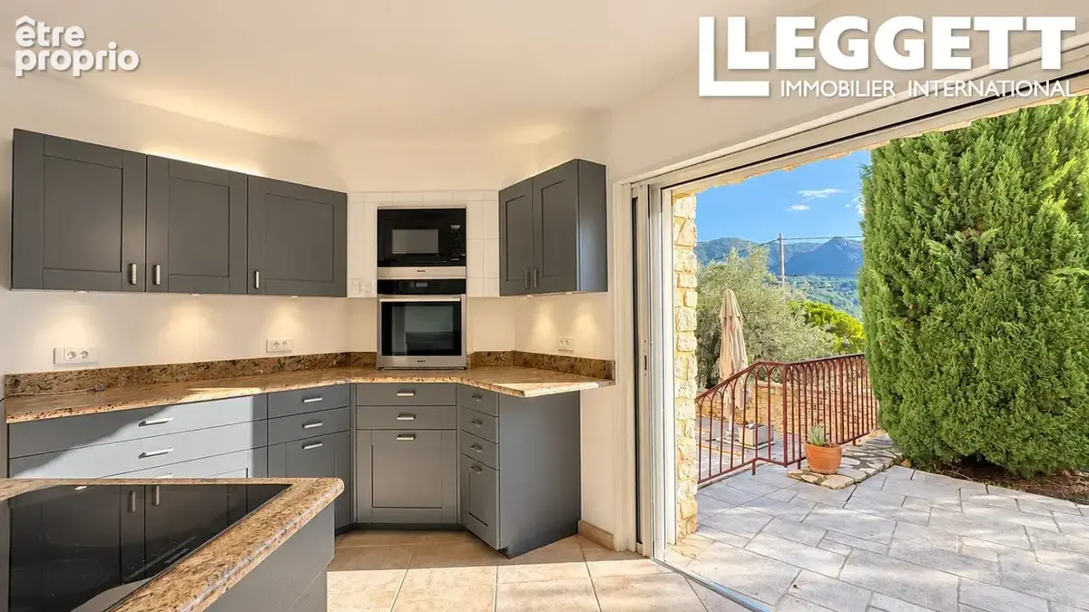 HAUTEURS DE NYONS – Villa de standing de 292 m² avec piscine, 4 suites parentales et vue dégagée vers le sud - photo 6