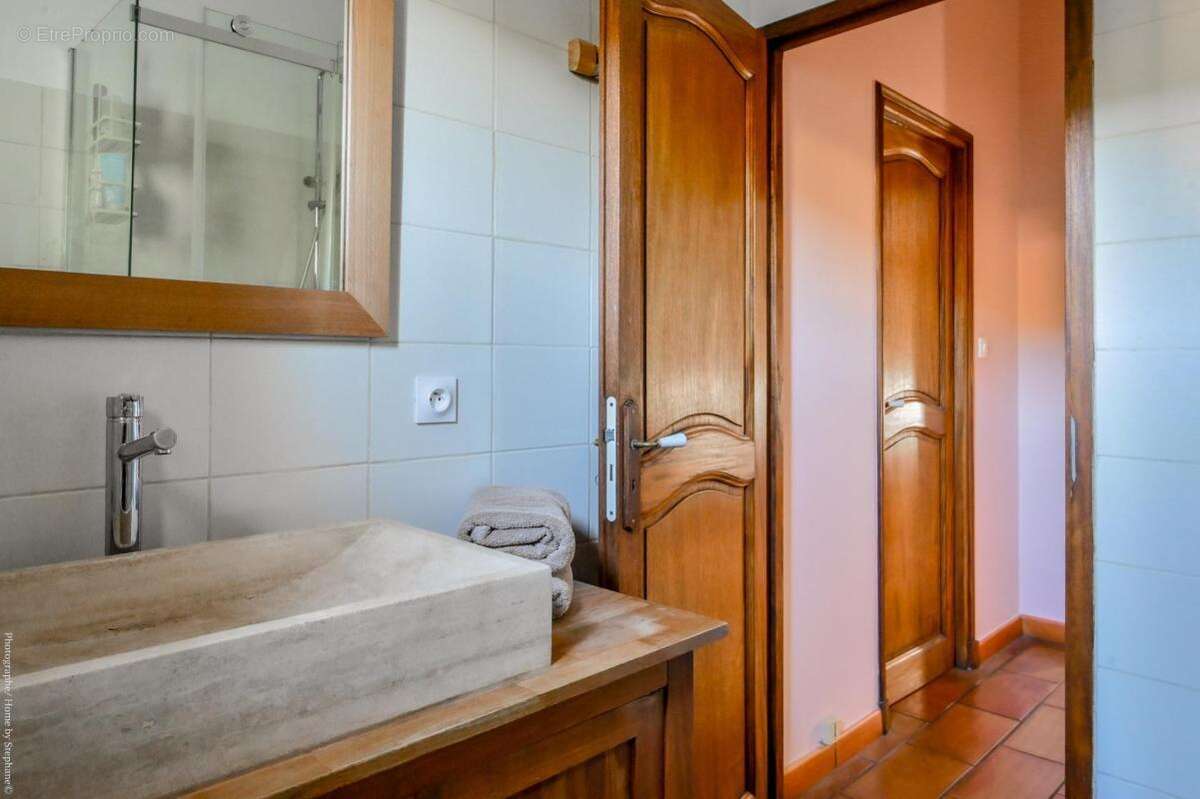 Villa avec piscine  CEYRESTE (13) - photo 23