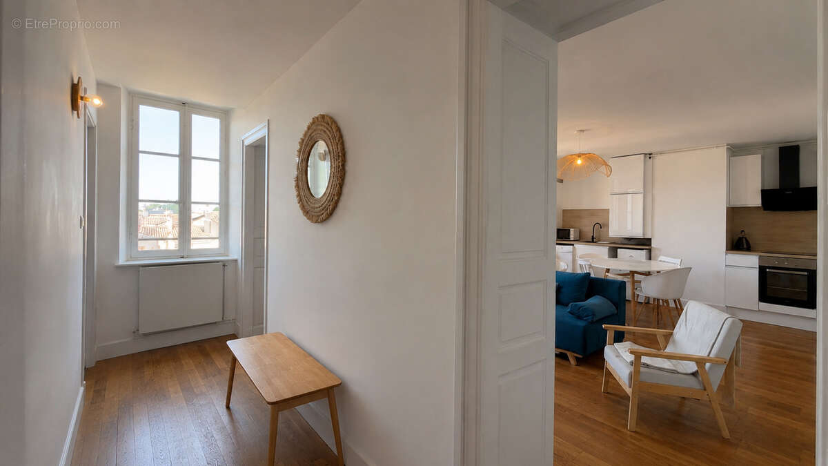 Superbe T3 Duplex de 85 m2 avec vue sur la Cité   Bastide Saint-Louis, Carcassonne - photo 3