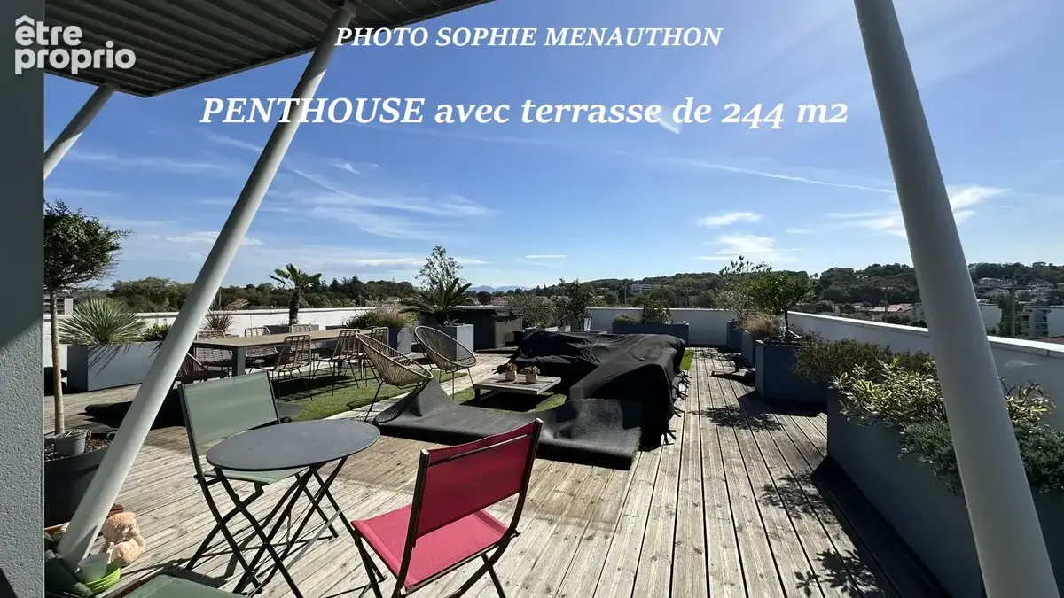 ANGLET  Attique d'exception de 100 m2  avec terrasse panoramique de 244 m² - photo 1