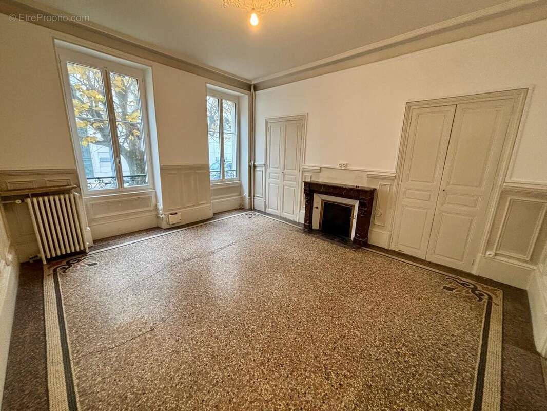 Appartement à NEVERS